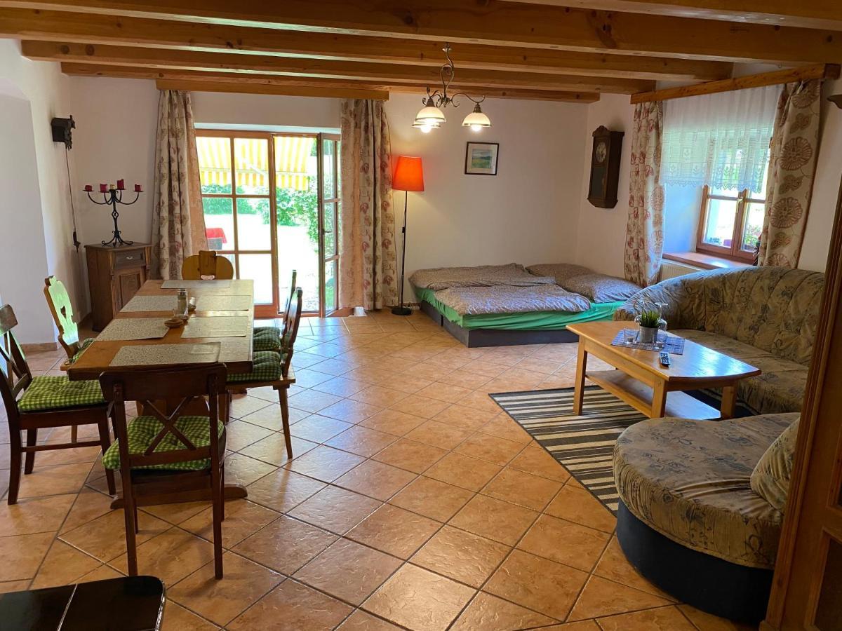 Apartman U Potoka Bujanov ภายนอก รูปภาพ